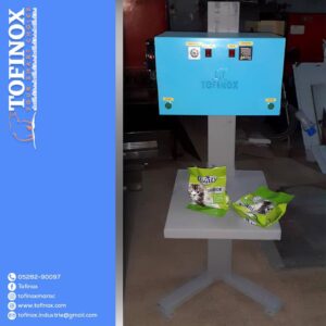 Soudeuse Horizontale pour la fermeture des sachets en plastique.